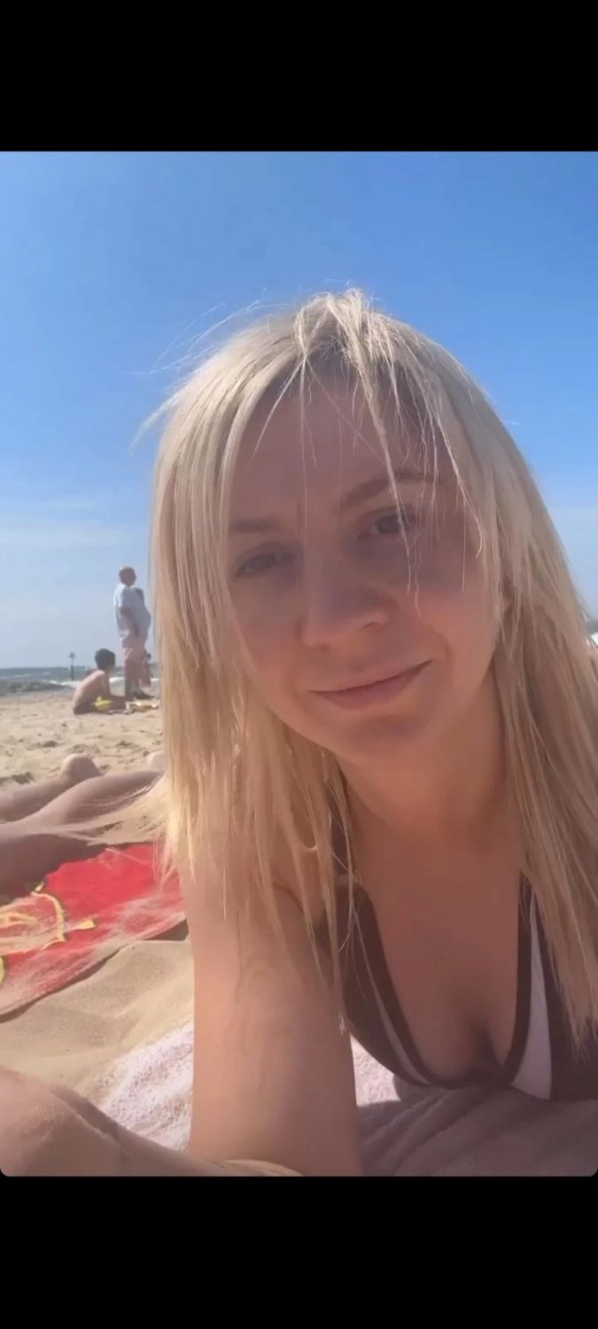 Sexy Milf #CfPFdAnw