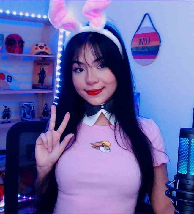 ❤ #e0DJ5bQq