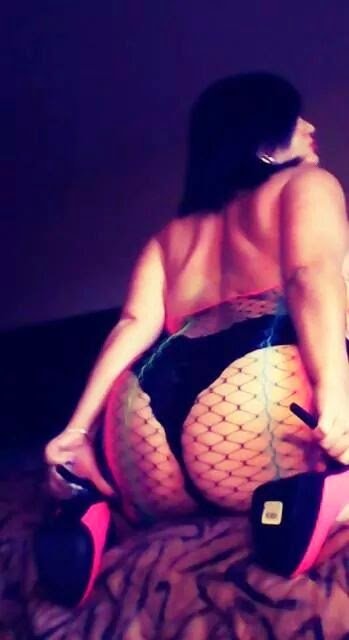 Fb Pawgs and Freaky group thots #o7jWRam8