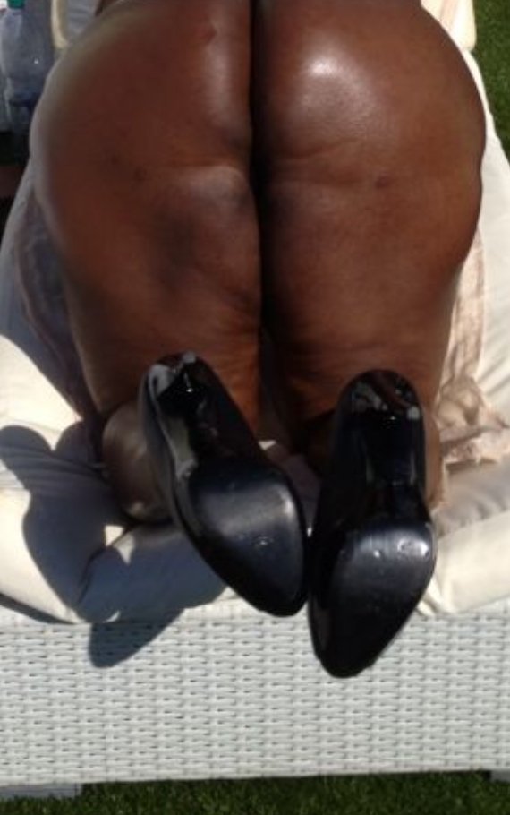 Black High Hells 😍 #YAtVkQjN