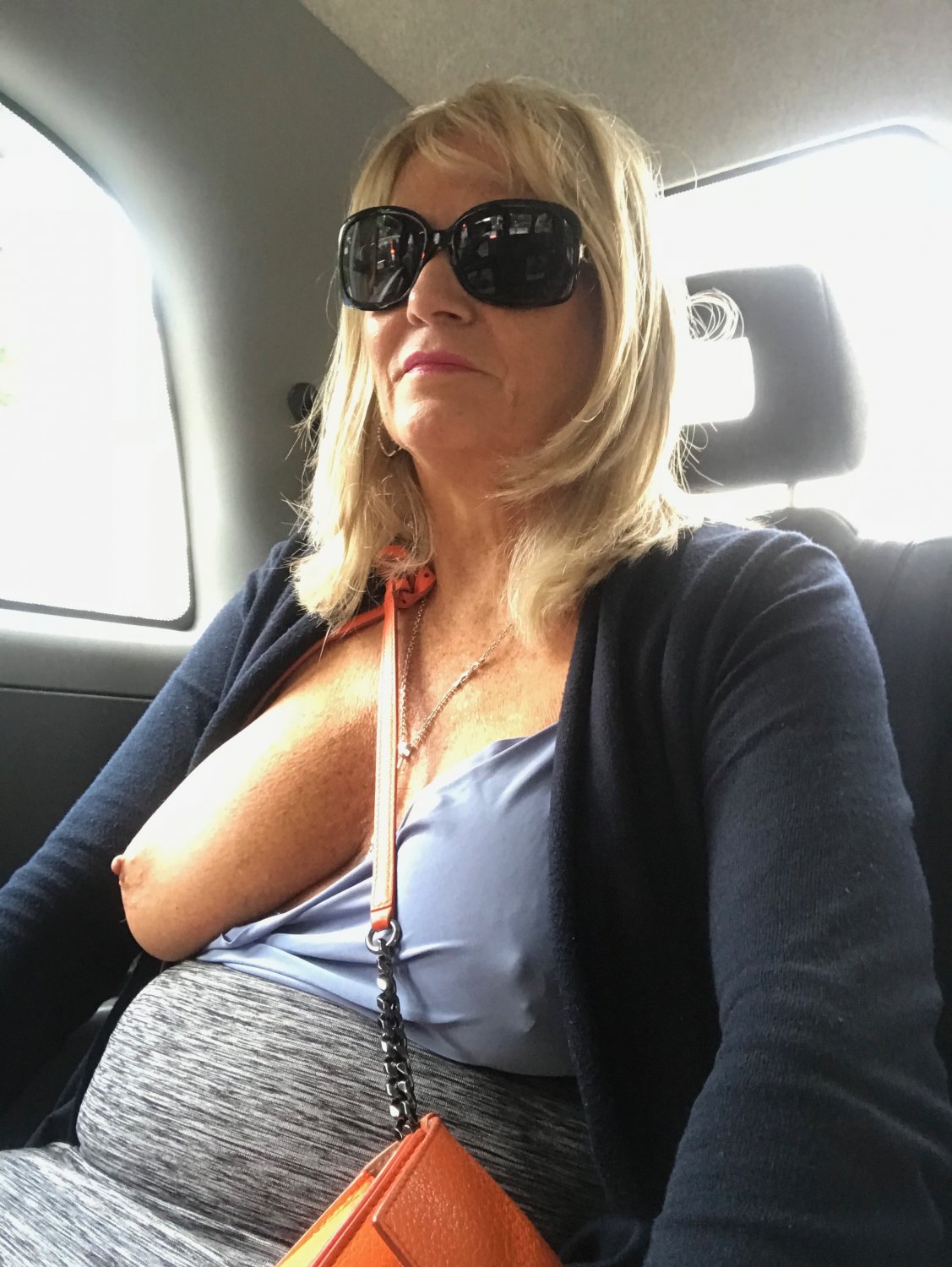 Another day ... another load of gorgeous cumslut Sue to shoot your load to :-) #DsZTxV6V