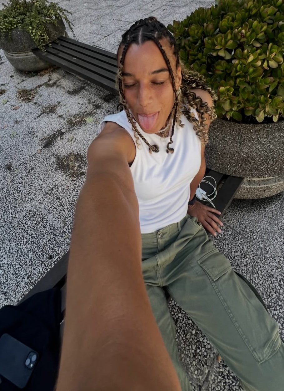 Andreia Norton #zzzxAIUT