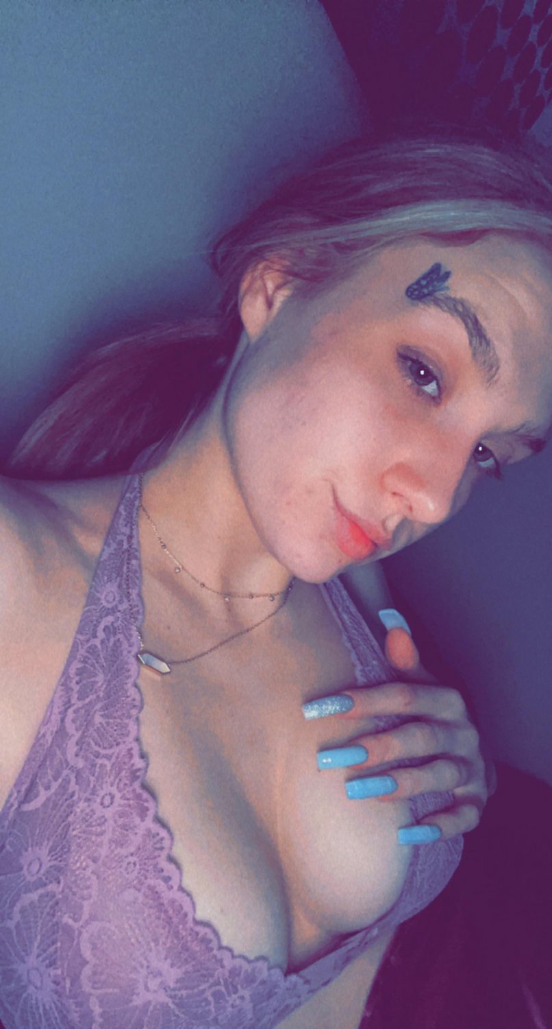 Submitted Redhead Webslut Cheyenne #f86atAjJ