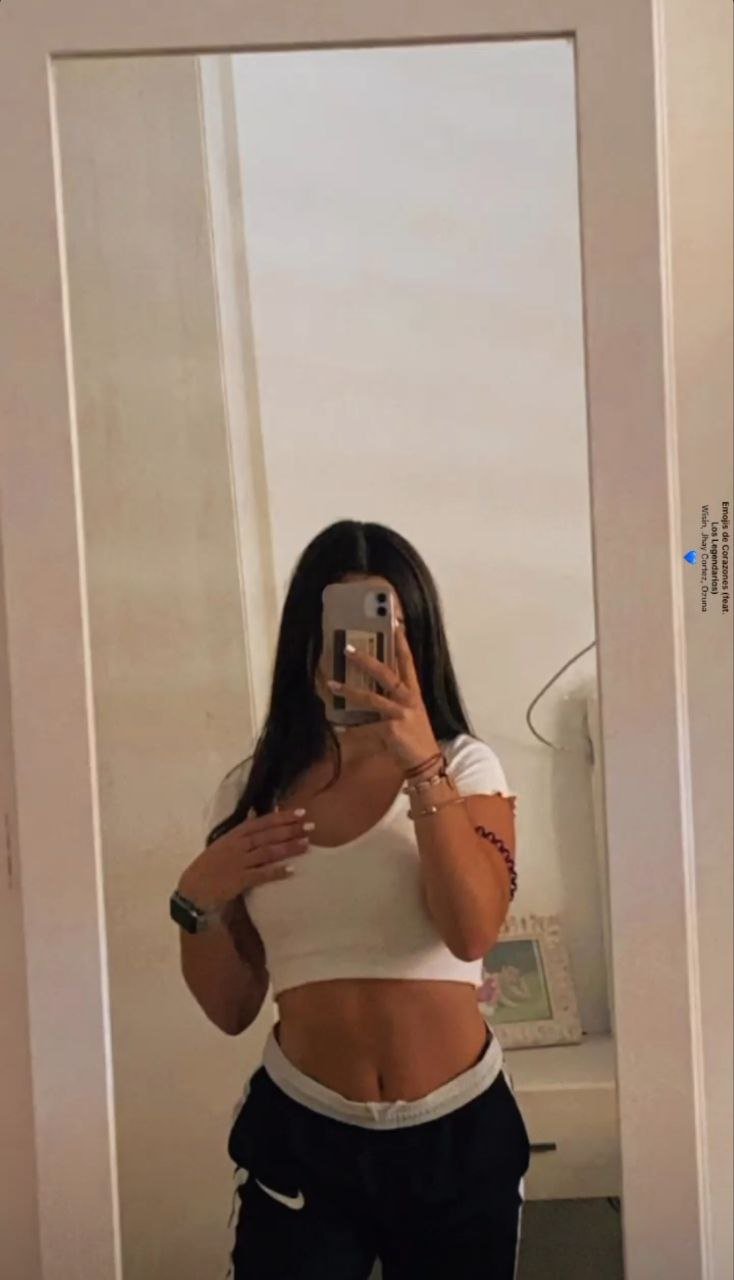 Que rico esta puta masturbense y sáquense toda la leche con ella #jnBKbib7