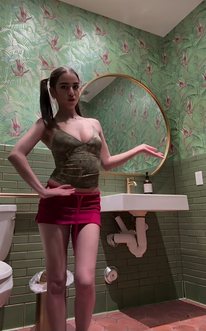 Short tight ass slut Brie #xjQD0YNP