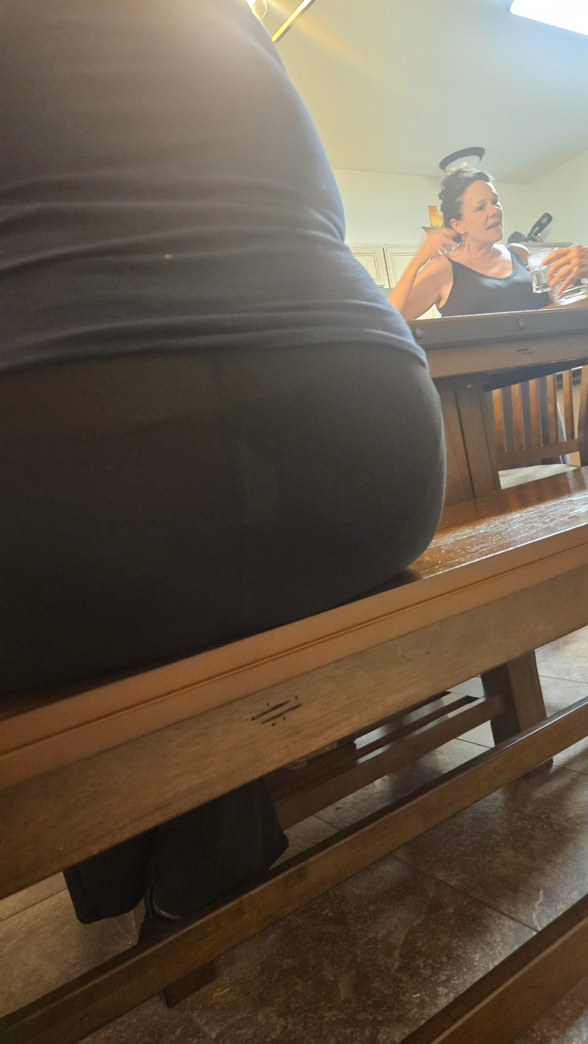 More creepshots of my fat sis in law milf #DBDZX7Te