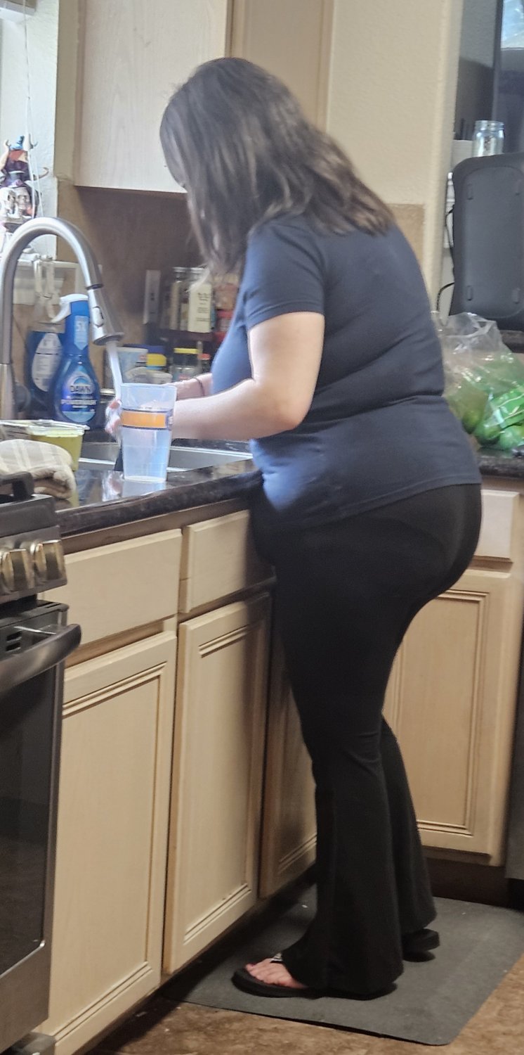 More creepshots of my fat sis in law milf #GDDo0ha6